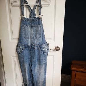 H&M light distressed overalls